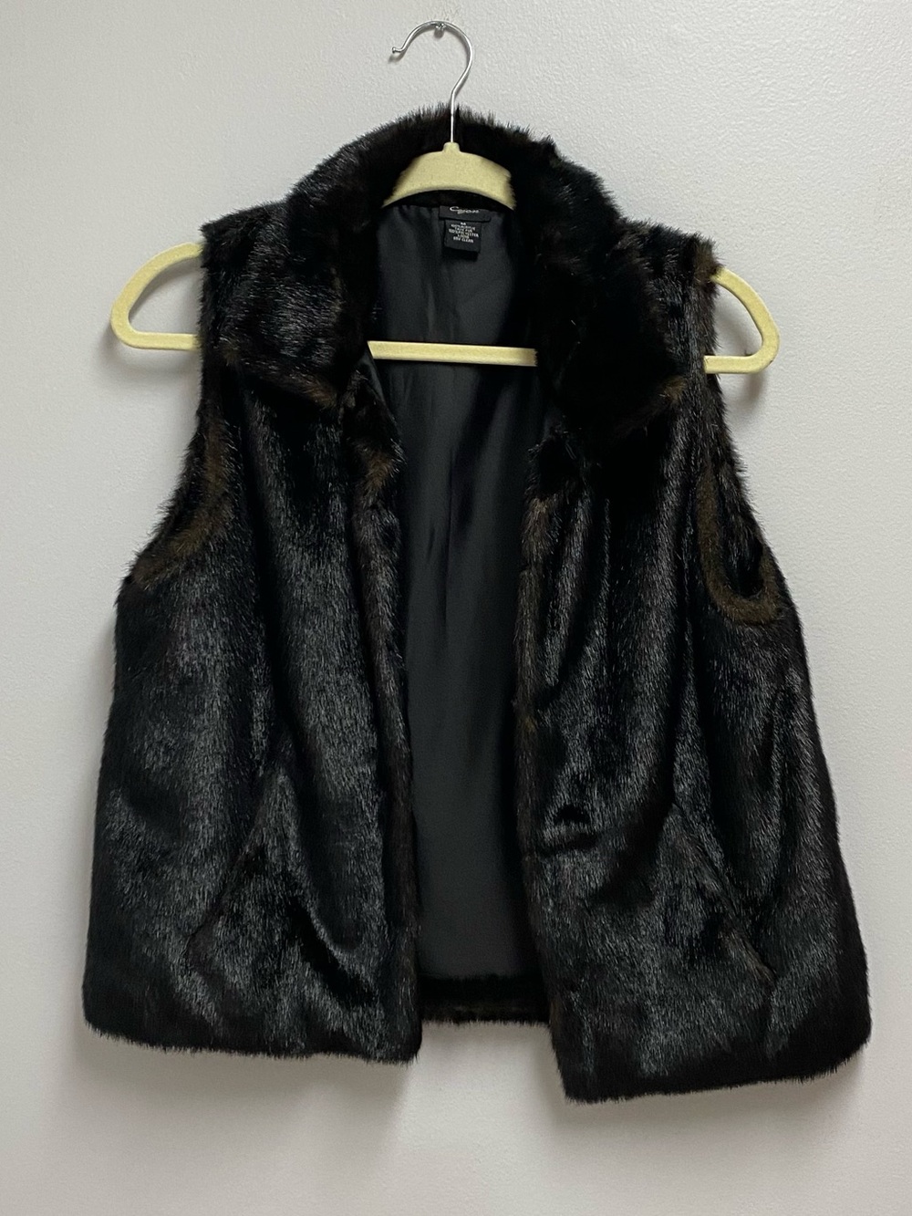 Cejon  Black faux fur vest medium